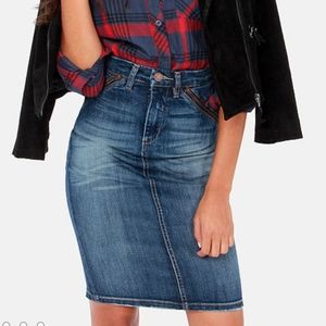 NWT Blank NYC Rebel Denim Pencil Skirt